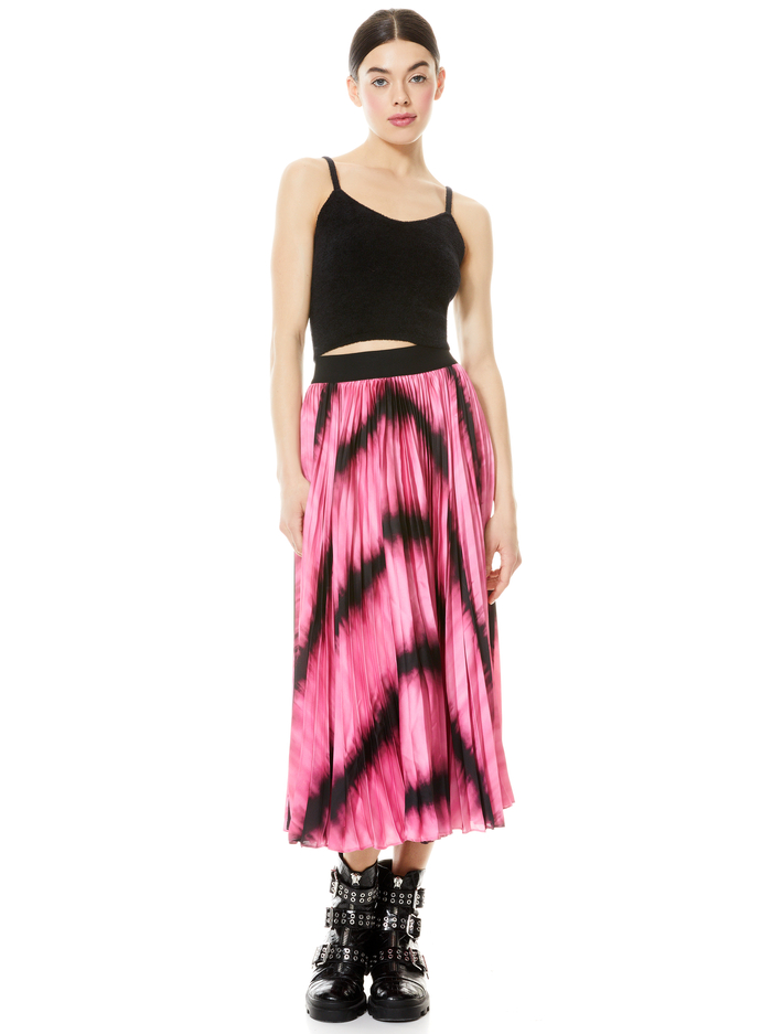 KATZ PLEATED MAXI SKIRT - WASHED TIE DYE PINK image 6 - Alice And Olivia