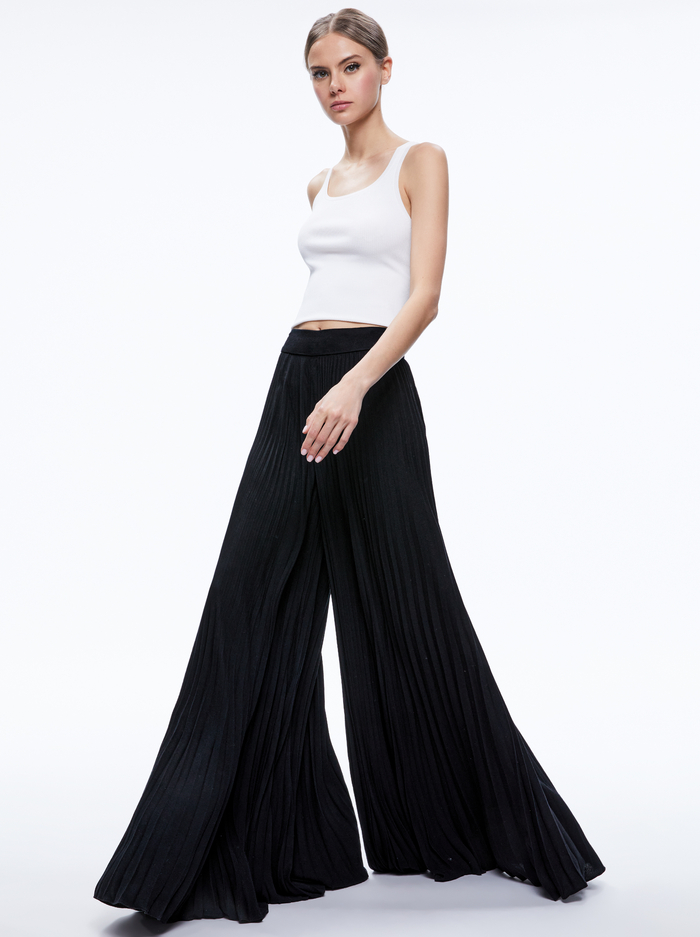 COPEN PLEATED WIDE LEG PANT - BLACK image 2 - Alice And Olivia