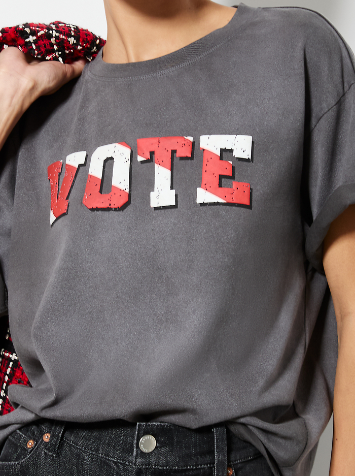 A+O X I AM A VOTER® EVAN OVERSIZED TEE - UNITED image 3 - Alice And Olivia