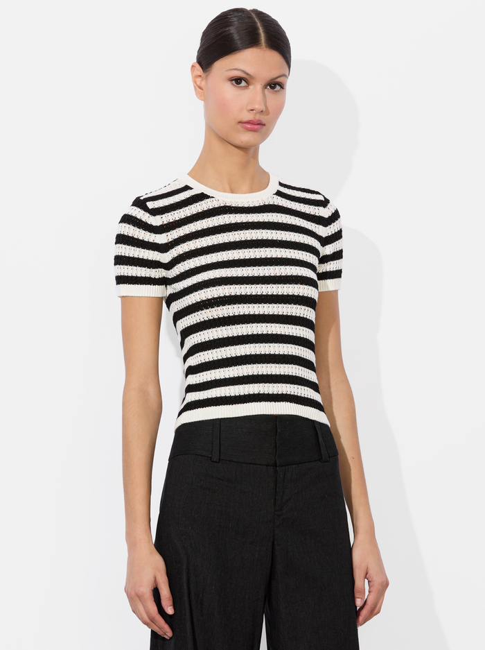 CIARA PULLOVER - SOFT WHITE/BLACK - Alice And Olivia