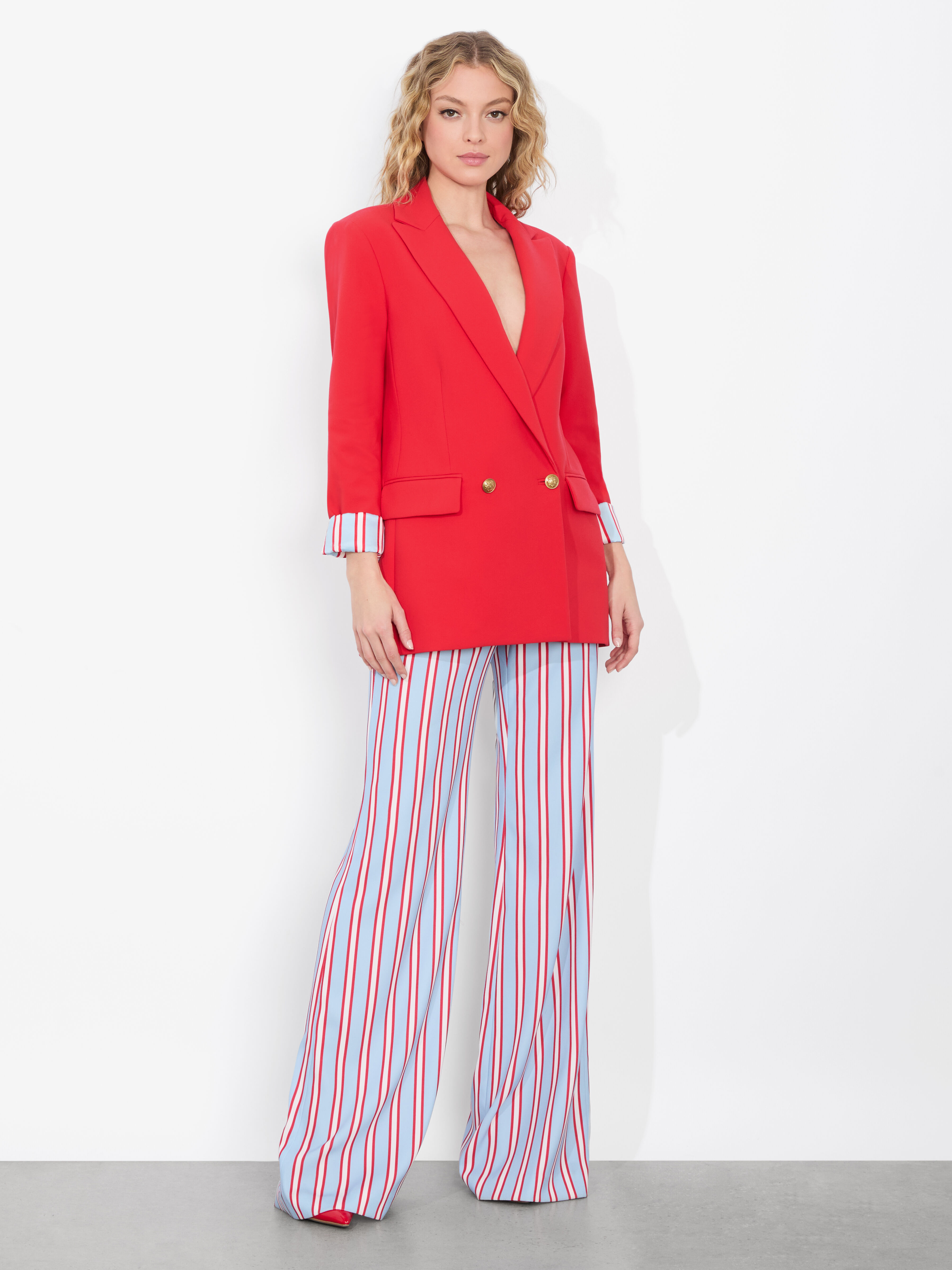 サテン★タック入り★ワイドジャンプスーツ★ ALICE + OLIVIA ALICE + OLIVIA サテン ワイド ジャンプスーツ タック入り | THE