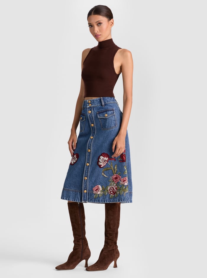 DAHLIA EMBROIDERED DENIM SKIRT - BROOKLYN BLUE/MULTI image 4 - Alice And Olivia