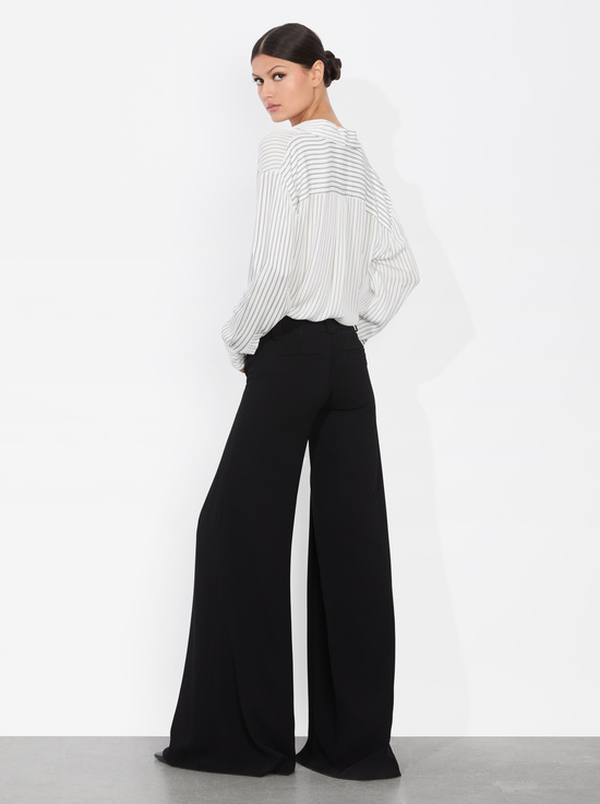 PINSTRIPE OFF WHITE/BLACK-DIMITRA OVERSIZED BUTTON DOWN