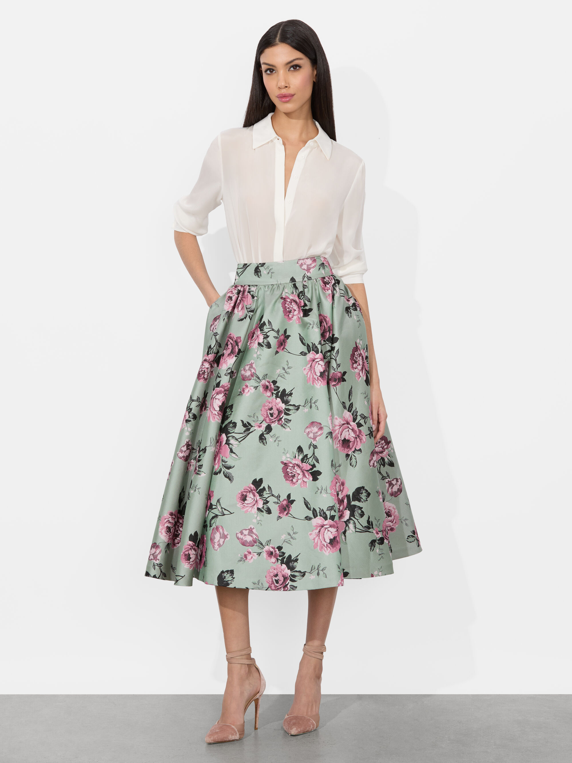 Nilda Voluminous Skirt In Sage Multi Alice + Olivia