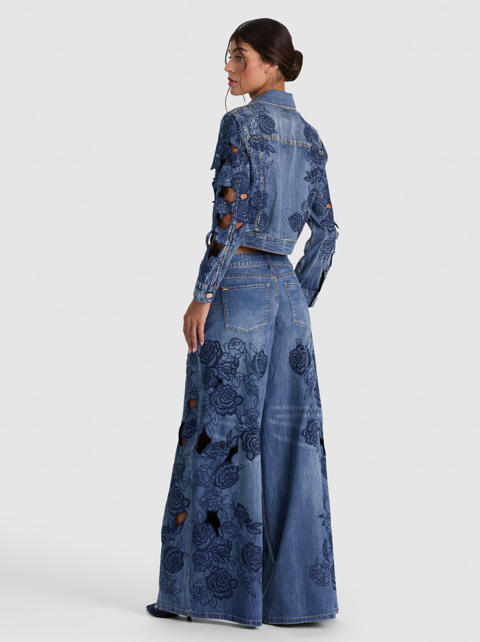 SIDNEY LASER-CUT JEAN - BROOKLYN BLUE image 2 - ALICE + OLIVIA