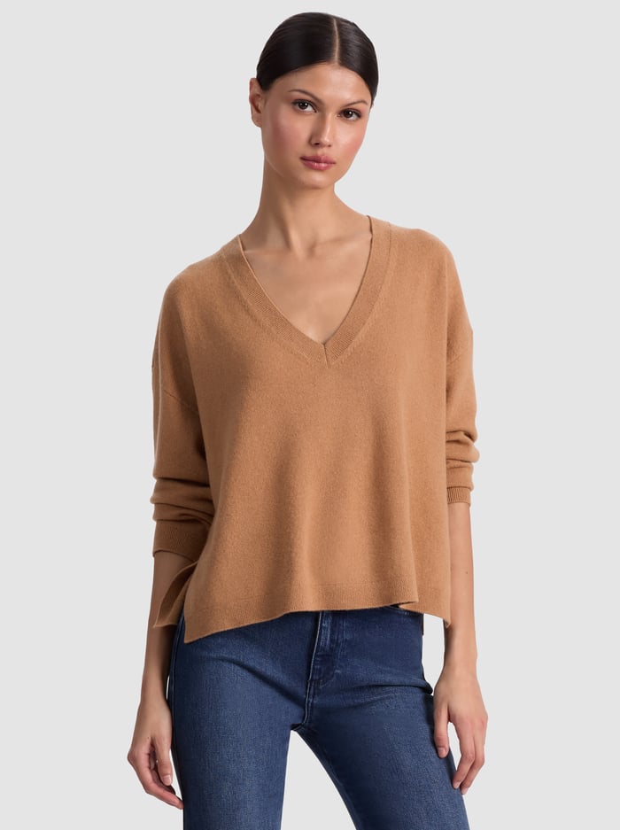 WILLIAMS CASHMERE PULLOVER - PRALINE - ALICE + OLIVIA