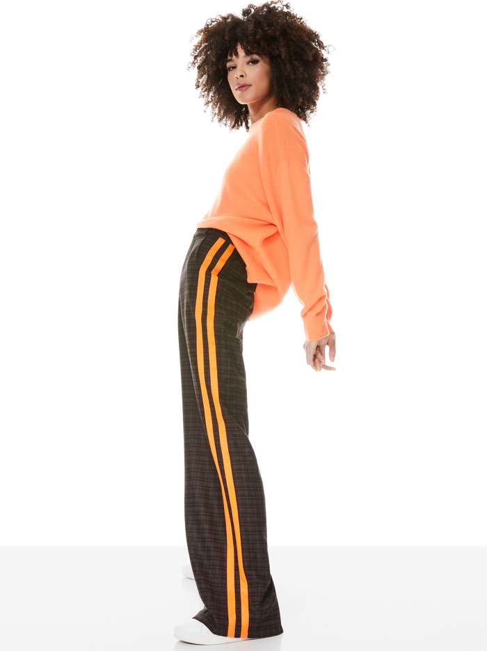 DENVER ROUND HEM SWEATER       - NEON ORANGE image 6 - Alice And Olivia