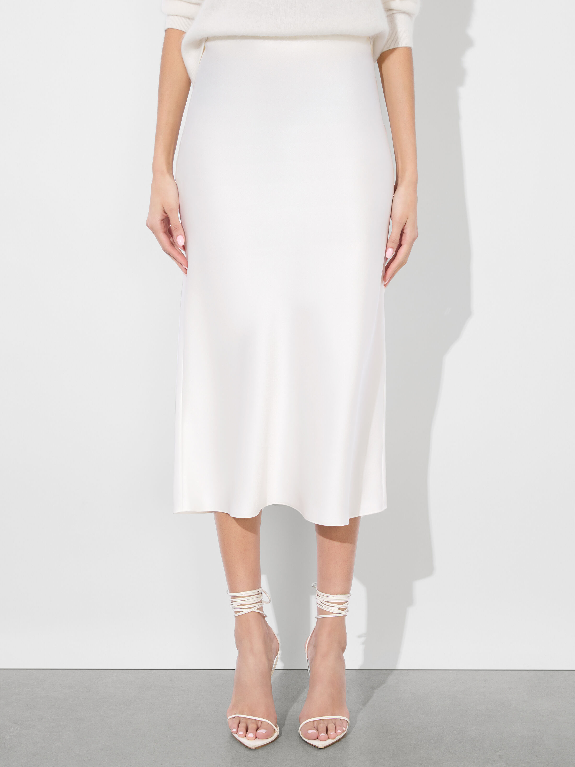 【Alice+Olivia】メイヴ スリップスカート オフホワイト Maeve Slip Skirt In Off White | Alice + Olivia