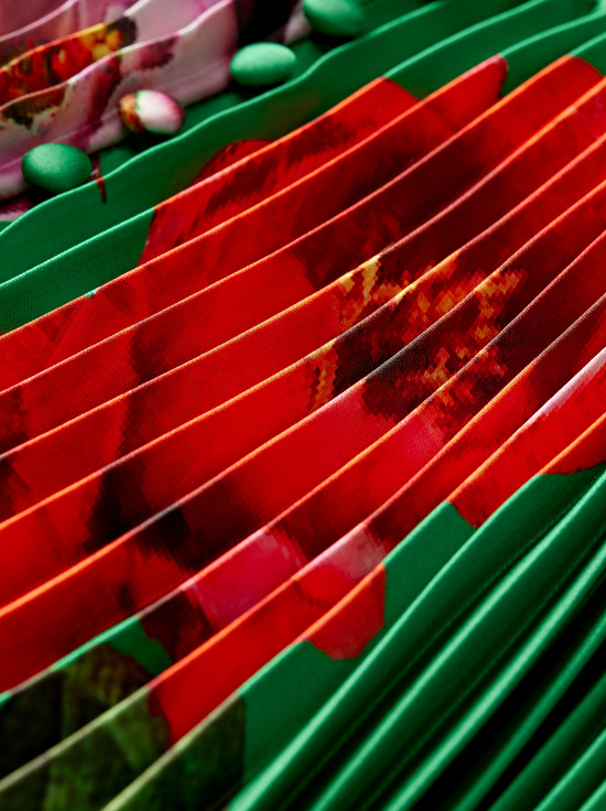 HAMPTONS FLORAL-HALIA PLEATED MIDI DRESS