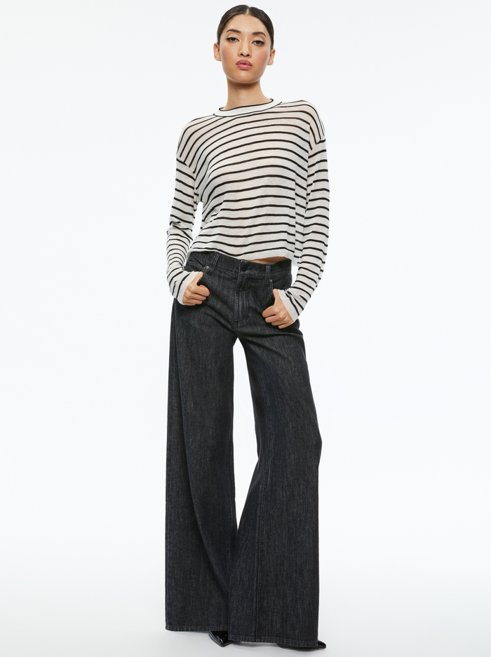 SHAROLYN KNIT CREW NECK TOP - ECRU/BLACK image 4 - Alice And Olivia