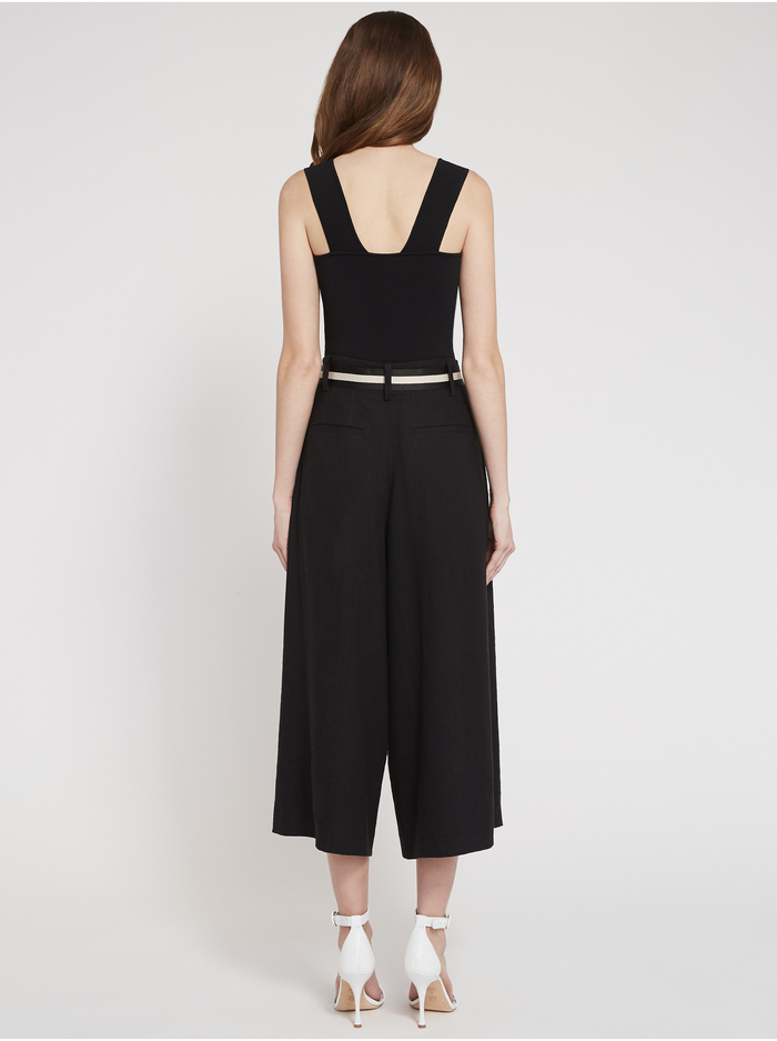 RASHIDA SQUARE NECK CROPPED TANK - BLACK image 2 - Alice And Olivia