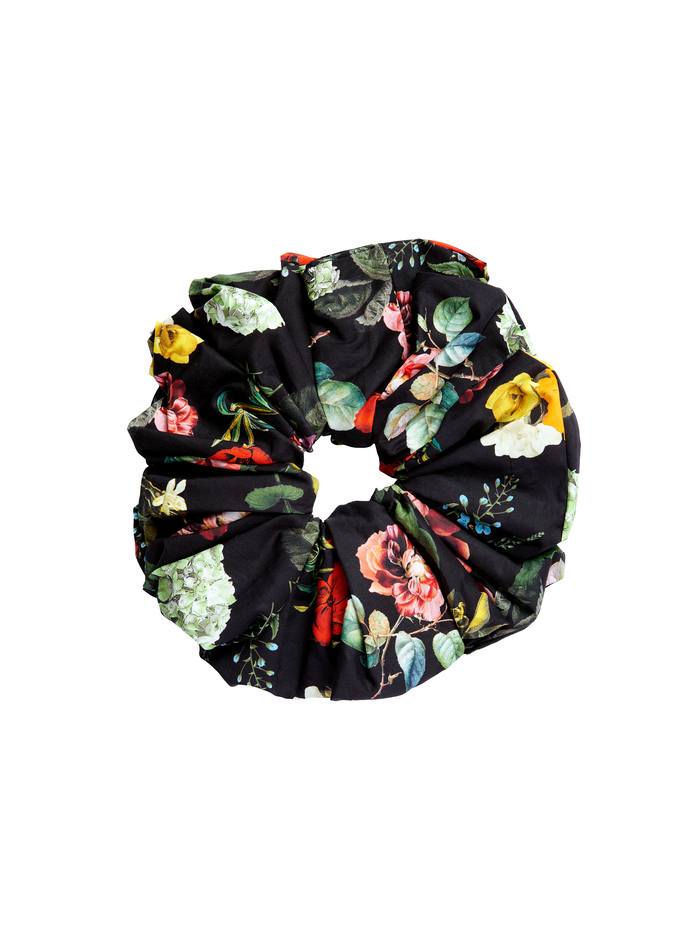 CHER LARGE SCRUNCHIE - IN THE WIND FLORAL image 3 - Alice And Olivia
