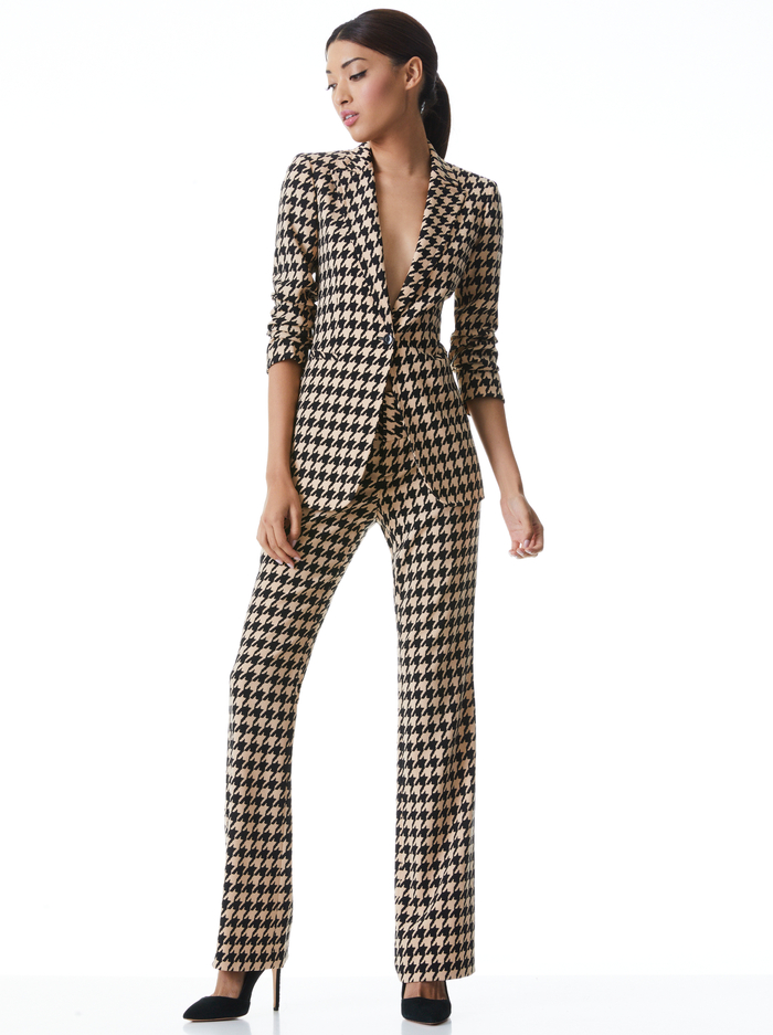 OLIVIA HOUNDSTOOTH BOOTCUT PANT - ALMOND/BLACK image 4 - Alice And Olivia