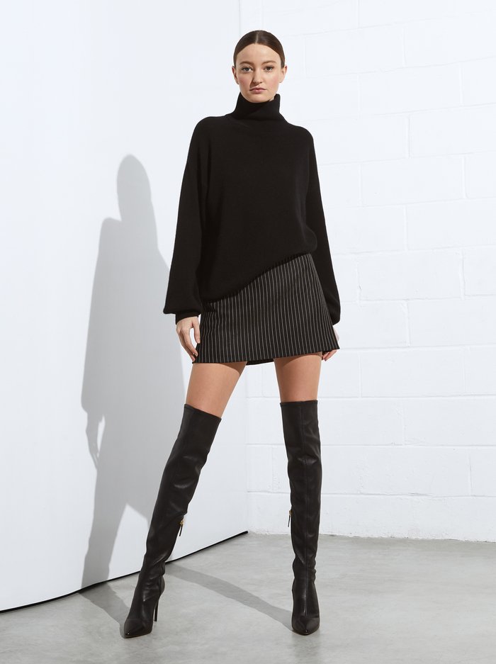 DARMA HIGH WAISTED MINI SKIRT  - PINSTRIPE image 7 - Alice And Olivia