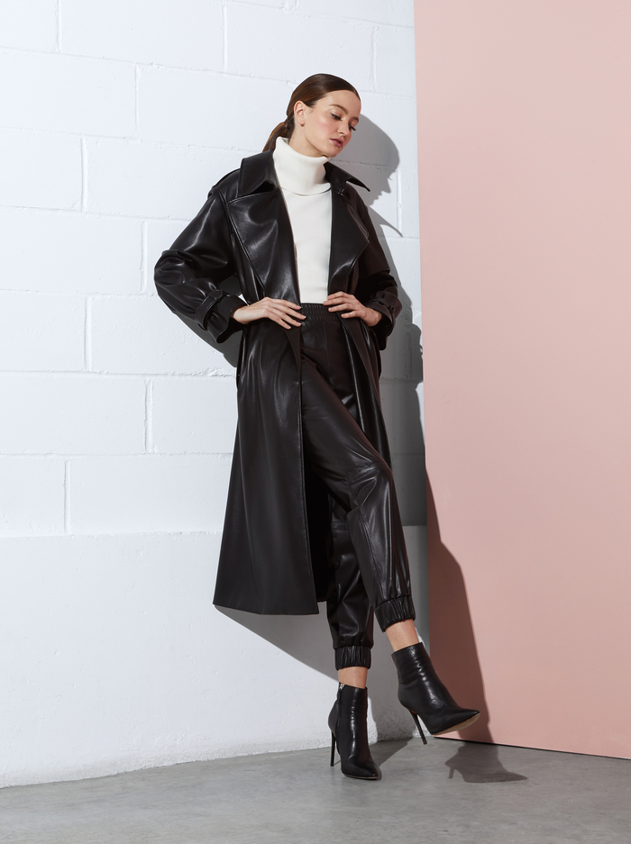 PETE VEGAN LEATHER JOGGER - BLACK image 8 - Alice And Olivia
