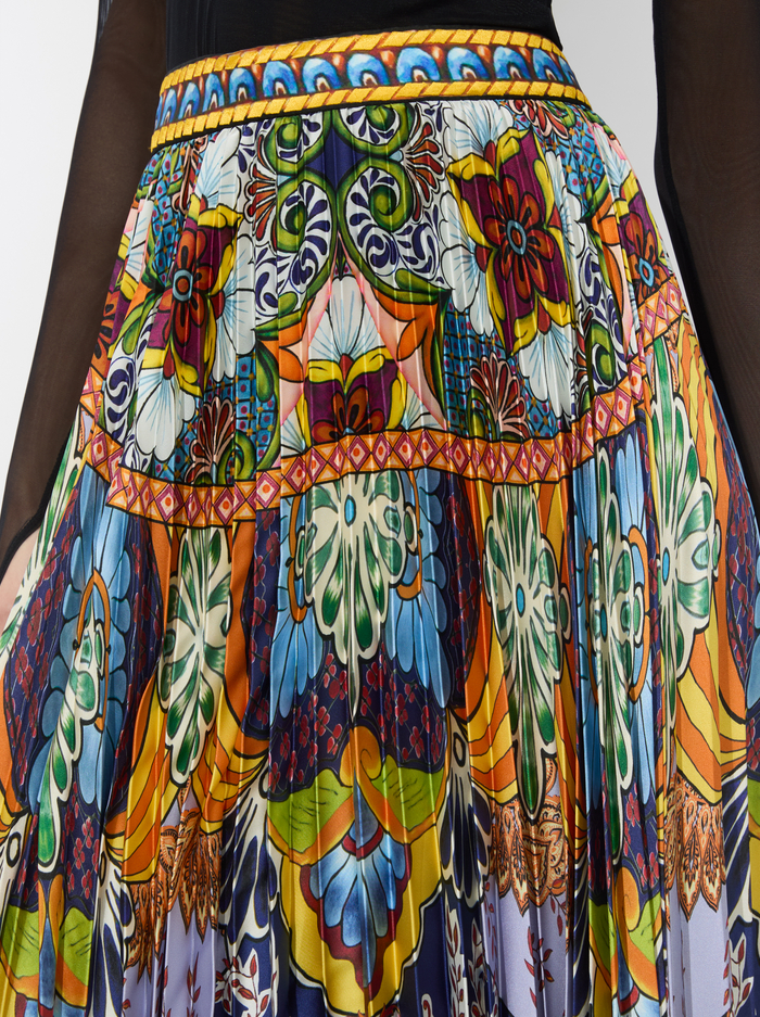 KATZ PLEATED MAXI SKIRT - ON THE ROAD image 3 - Alice And Olivia