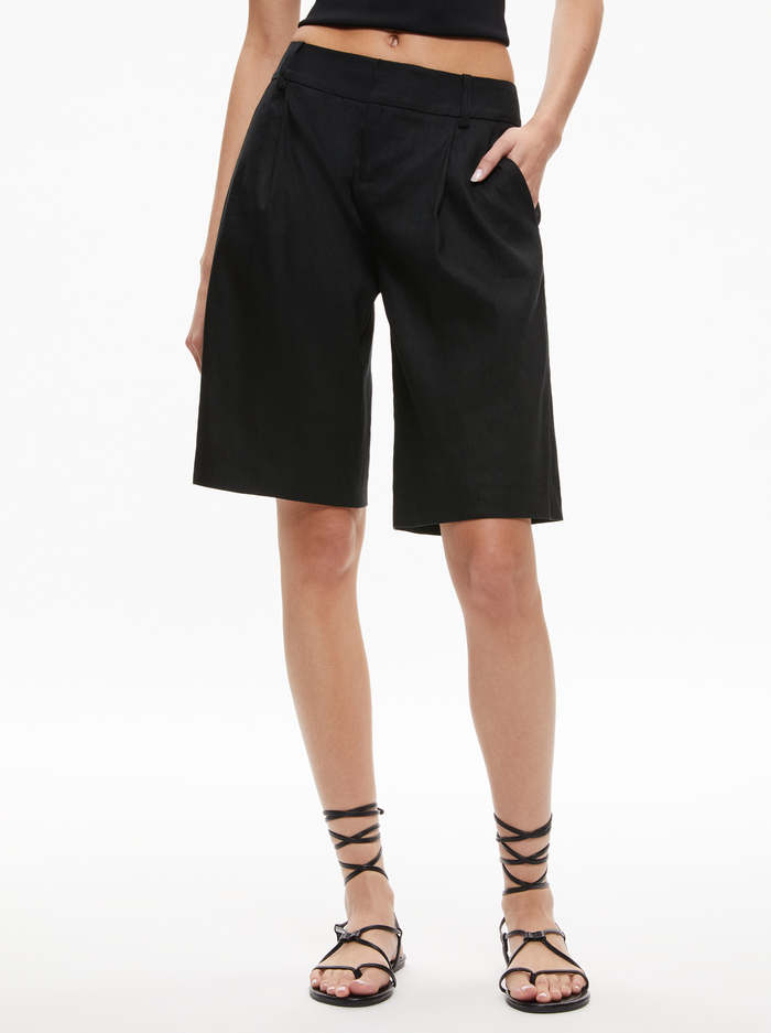 ERIC LOW RISE LINEN BERMUDA SHORT - BLACK - Alice And Olivia
