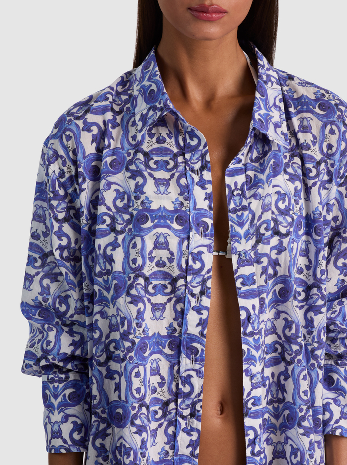 A+O X CONIGLIO PALM BEACH BUTTON DOWN - SOLSTICE image 3 - ALICE + OLIVIA