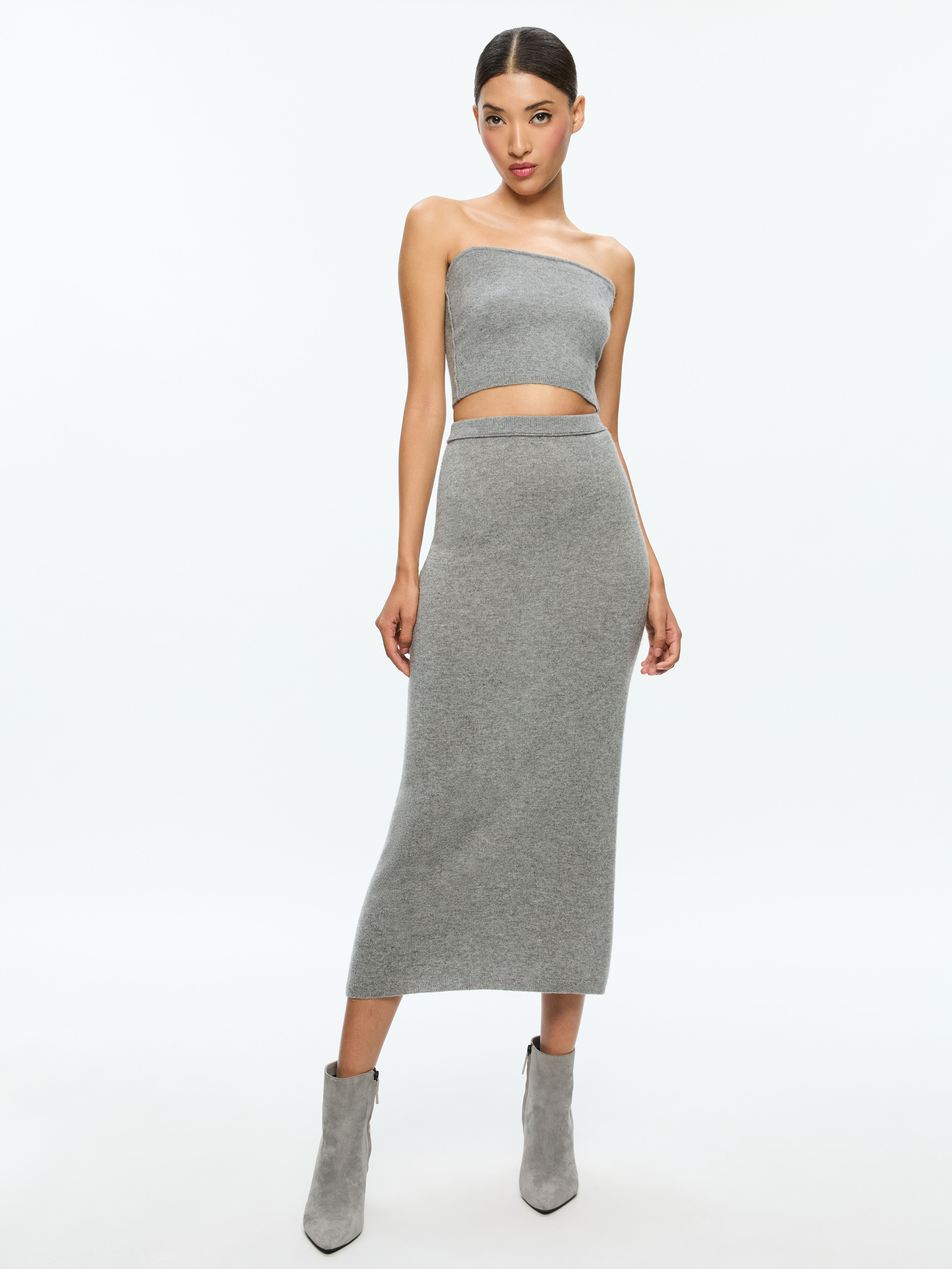 Modern Designer Women's Clothing & Accessories | Alice + Olivia