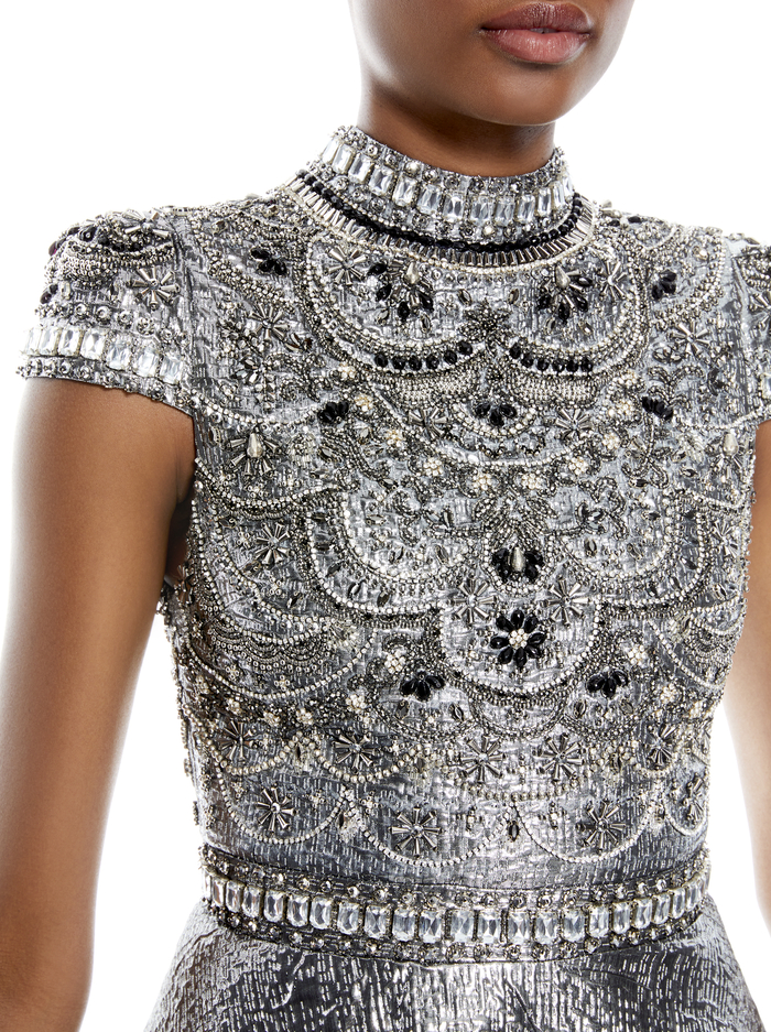 FLORETTA MOCK NECK MINI GOWN - GUNMETAL/ BLACK image 4 - ALICE + OLIVIA