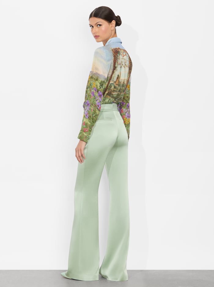DEANNA BOOTCUT PANT - SAGE image 2 - Alice And Olivia