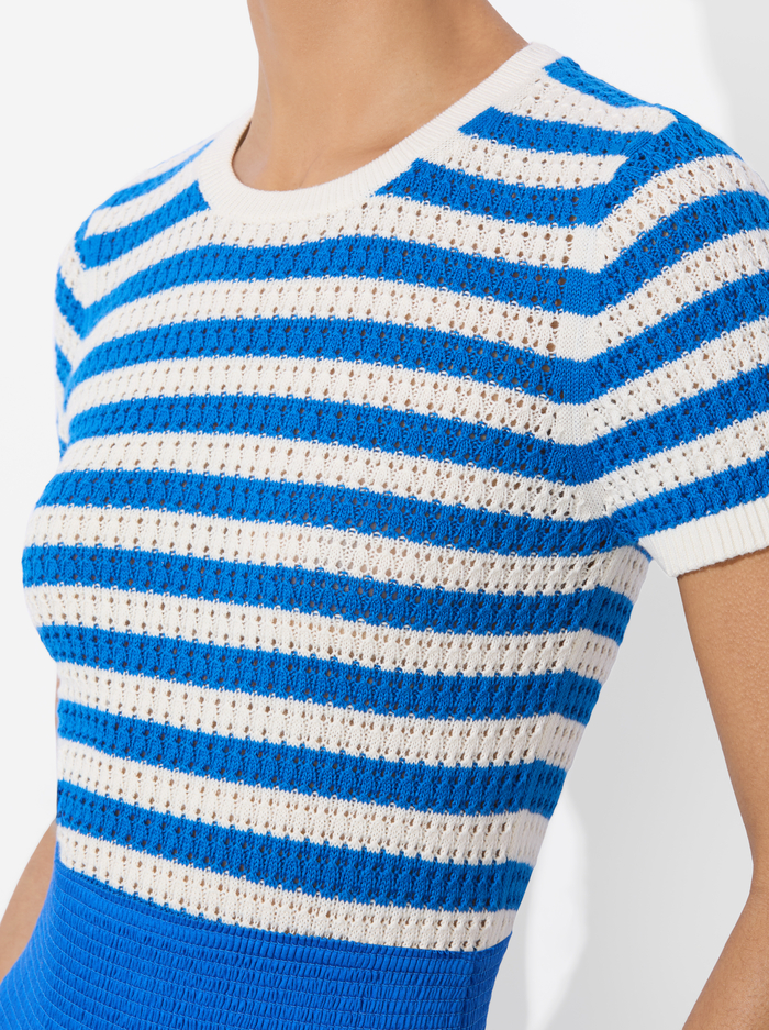 CIARA PULLOVER - SOFT WHITE/TRUE BLUE image 3 - Alice And Olivia