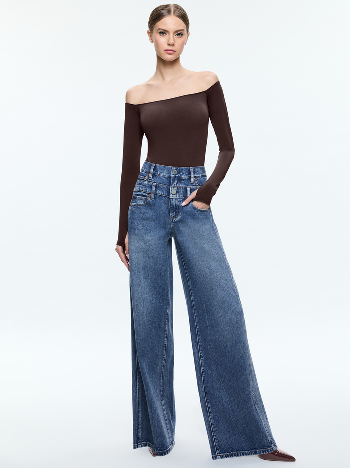 ANNA BODYSUIT - ESPRESSO image 4 - Alice And Olivia