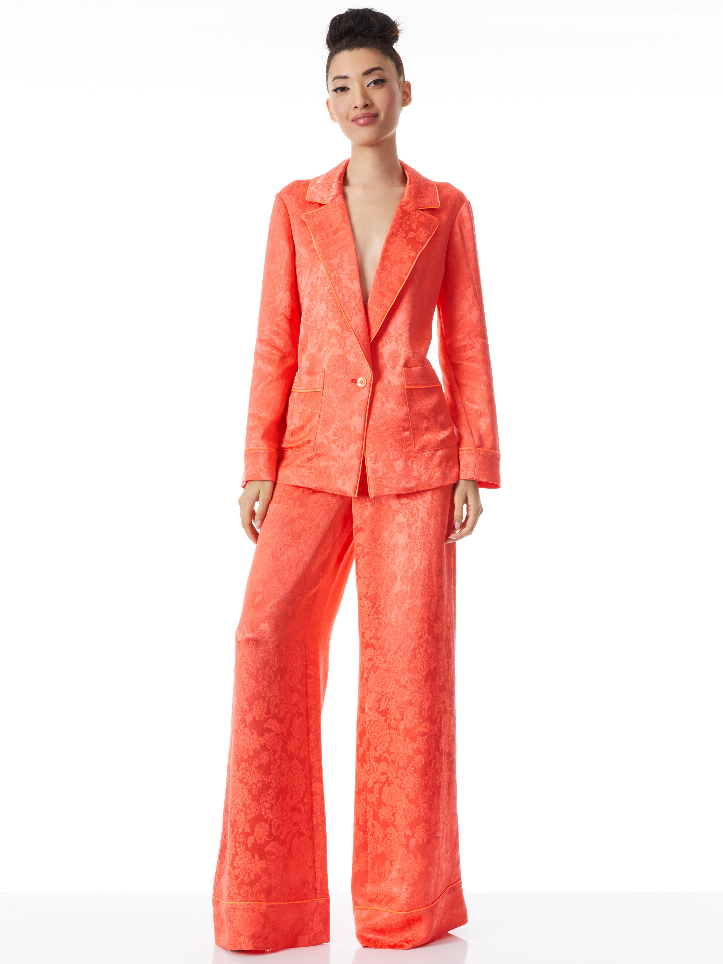 Alice and olivia orange pants discount