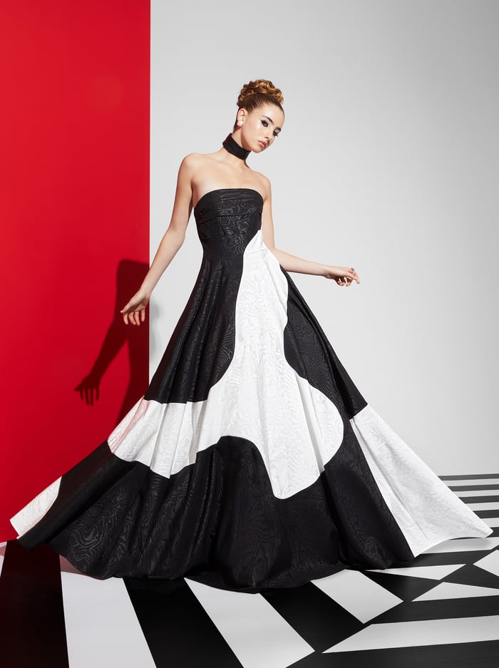 BRIDGETTE MAXI GOWN - BLACK/OFF WHITE image 6 - Alice And Olivia
