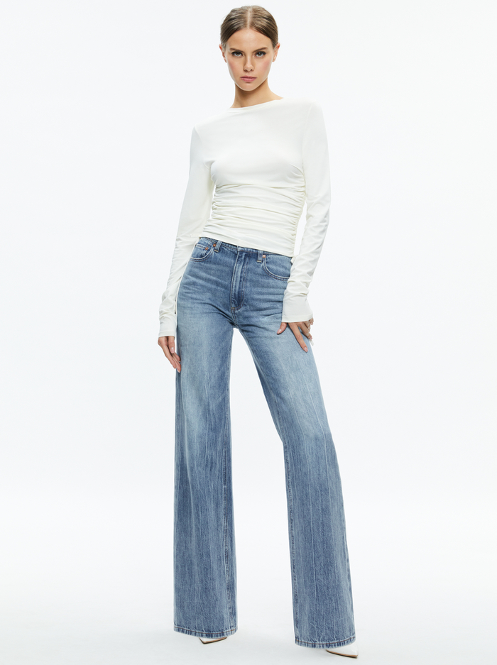 Percy Crewneck Ruched Cropped Top In Off White | Alice And Olivia