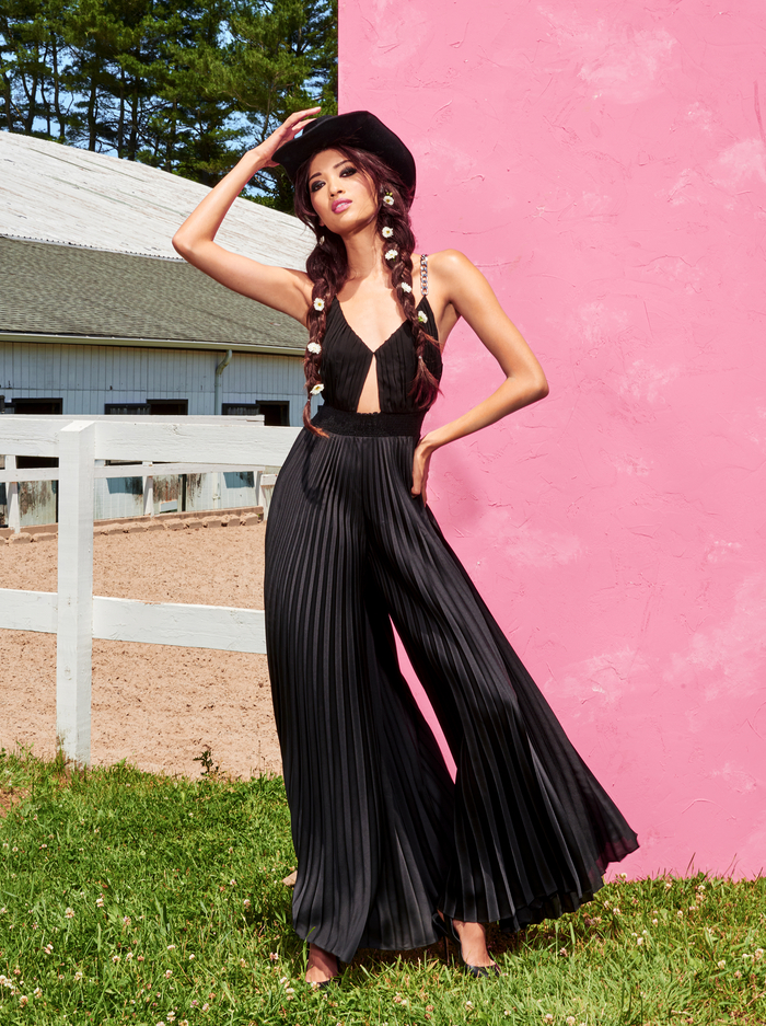 GLORIA CHAIN STRAP JUMPSUIT - BLACK image 7 - ALICE + OLIVIA