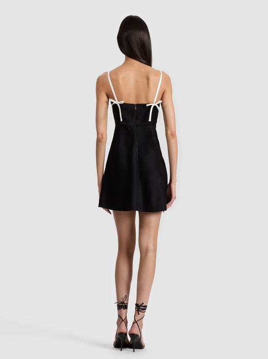 BLACK-MORGAN BABYDOLL DRESS