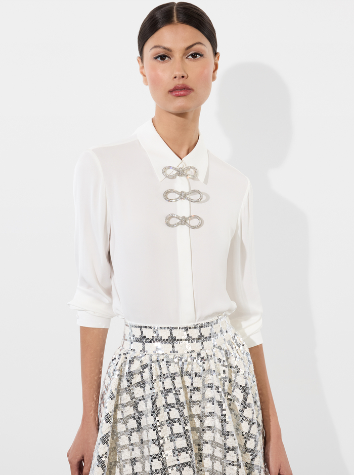 WILLA PLACKET BOW TOP - OFF WHITE - Alice And Olivia