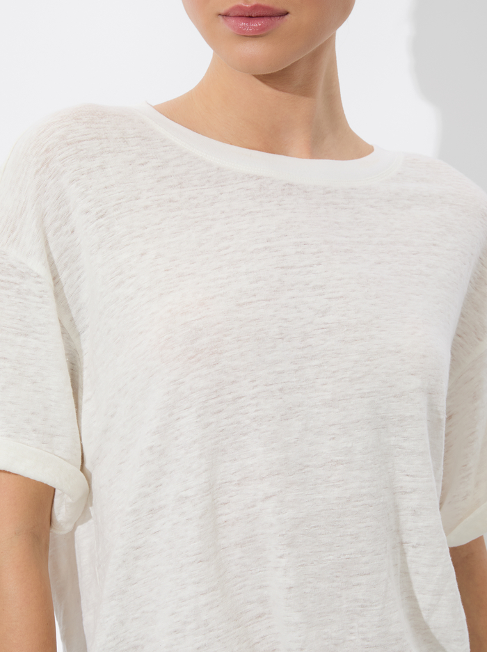 EVAN OVERSIZED TEE - OFF WHITE image 3 - Alice And Olivia