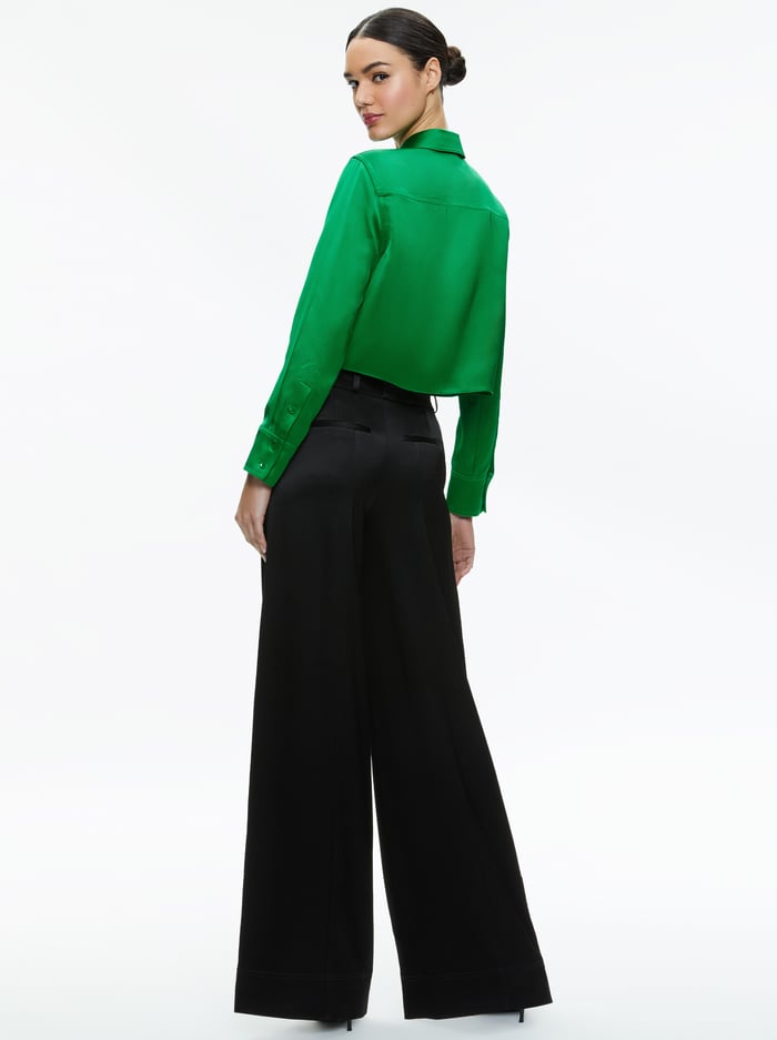 LEON CROPPED BUTTON DOWN - LIGHT EMERALD image 1 - Alice And Olivia
