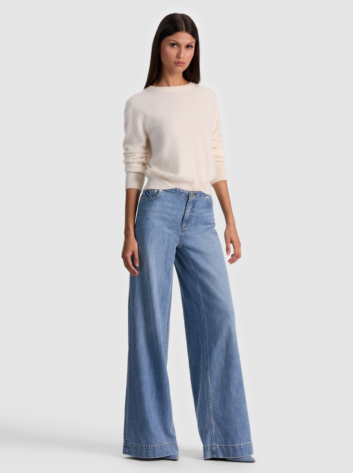 CAROLEE CASHMERE PULLOVER - ECRU image 4 - Alice And Olivia