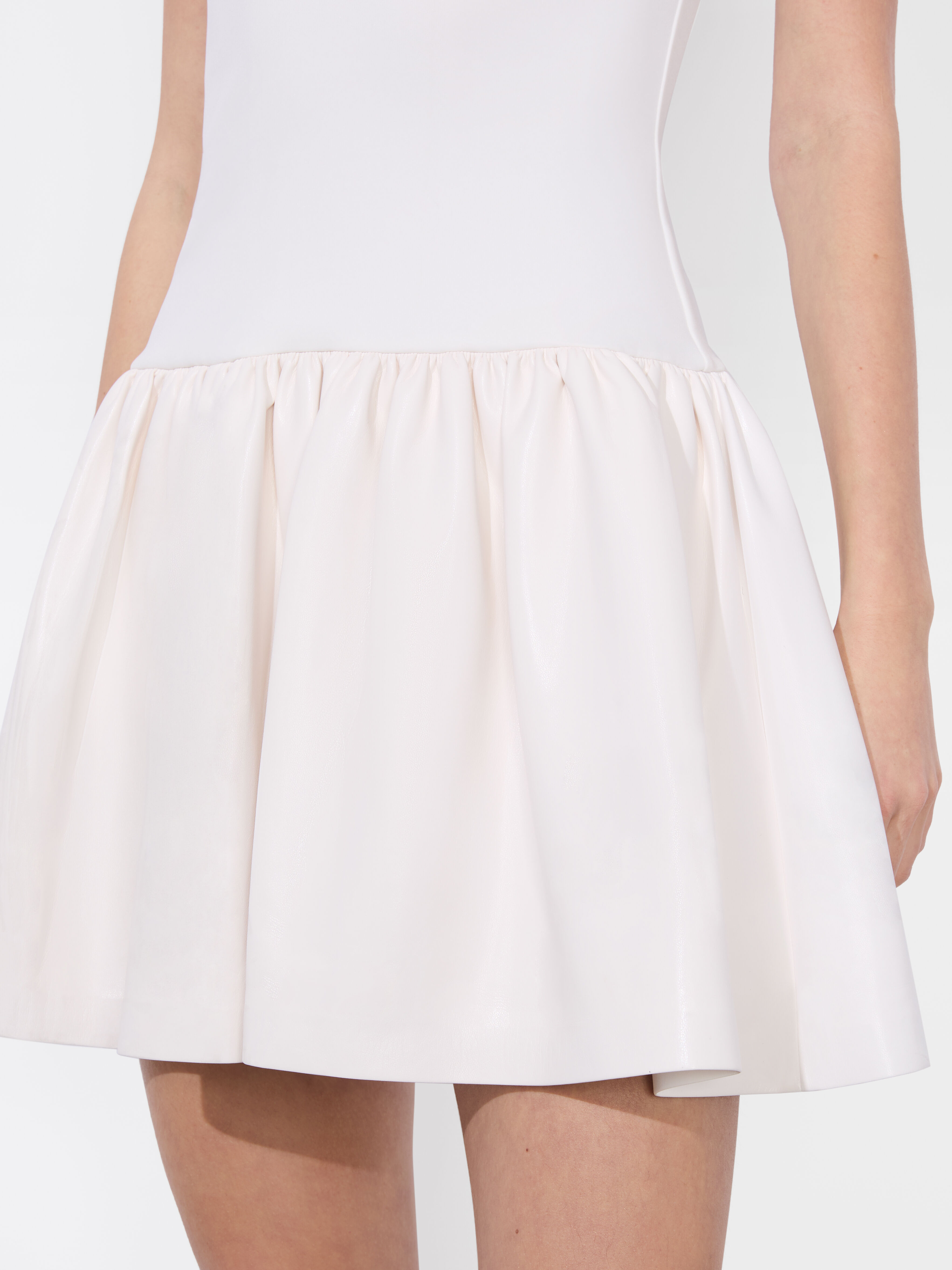 Ella Vegan Mini Skirt In Off White | Alice + Olivia