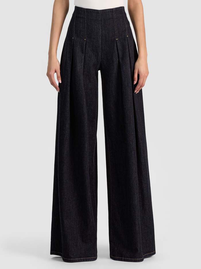HENRY PLEATED DENIM PANT - DARK RINSE - ALICE + OLIVIA