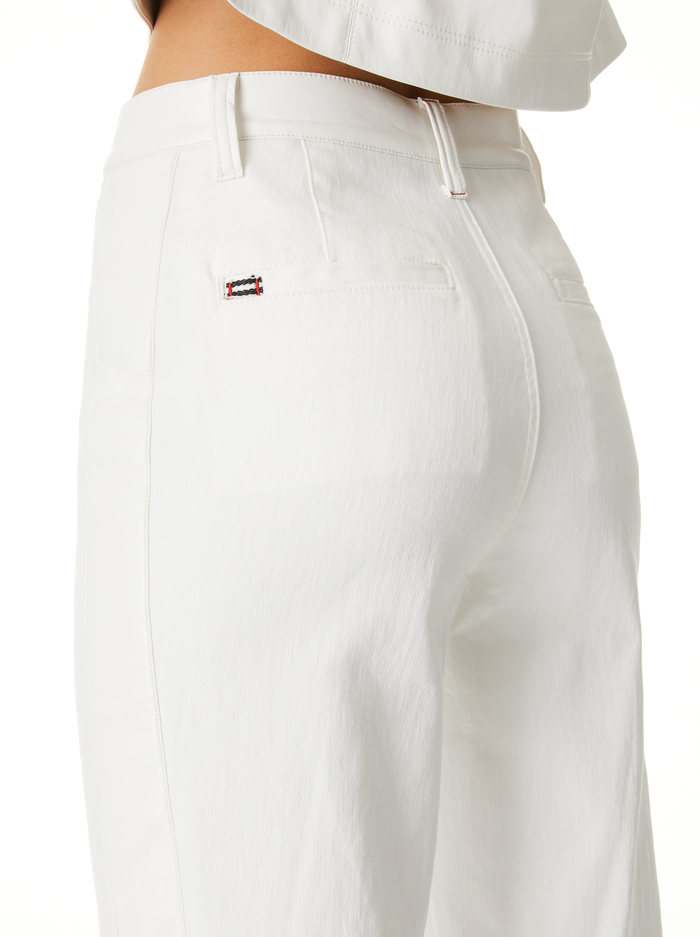ALI STOVE PIPE JEAN - VINTAGE SUGAR image 3 - Alice And Olivia