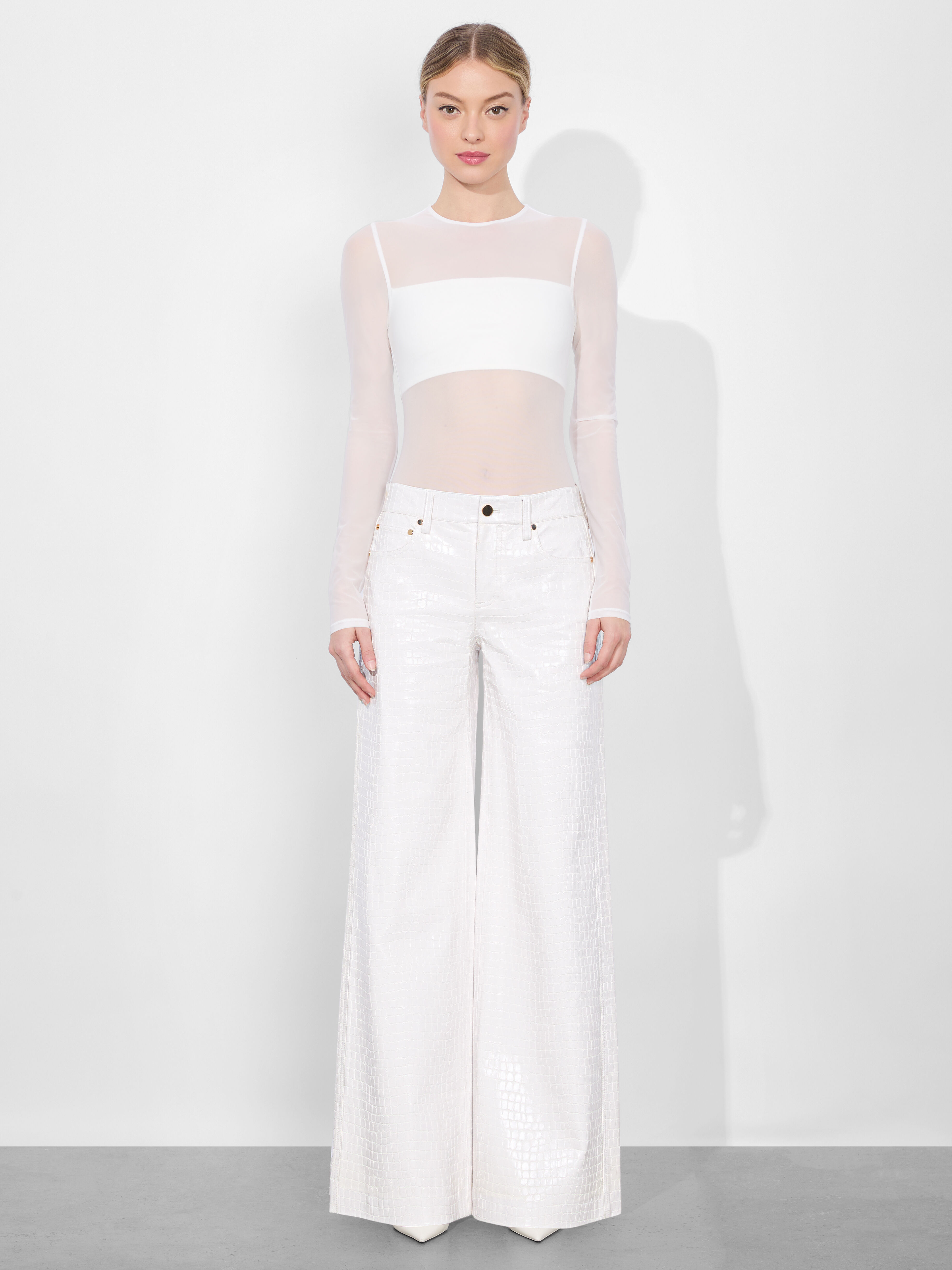 2025激安通販 Silk Willa Bodysuit Olivia + Alice | White Off In トップス