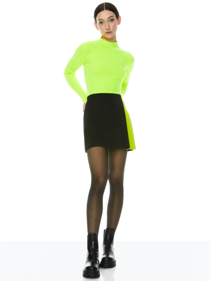 -  image 2 - Alice And Olivia