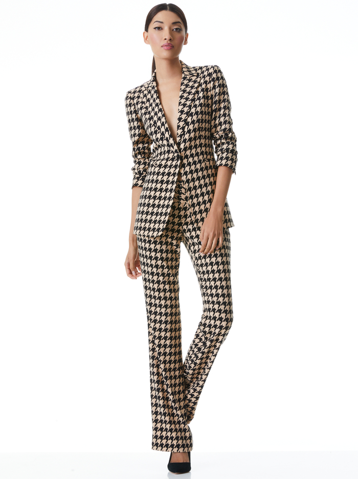BREANN HOUNDSTOOTH FITTED BLAZER - ALMOND/BLACK image 4 - Alice And Olivia