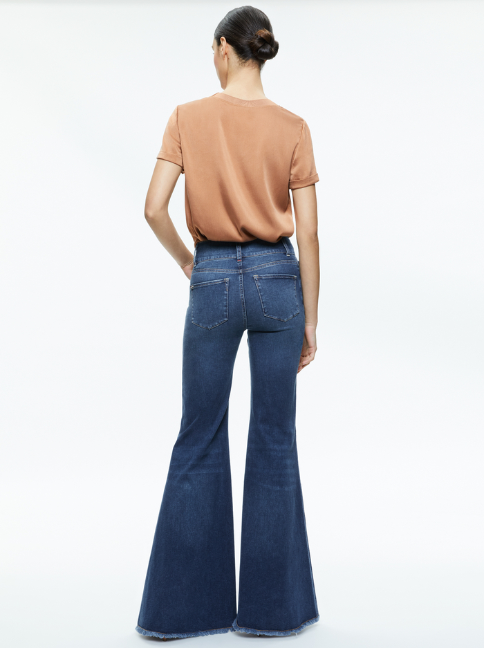 BRADEN RELAXED TEE - CAMEL image 1 - Alice And Olivia
