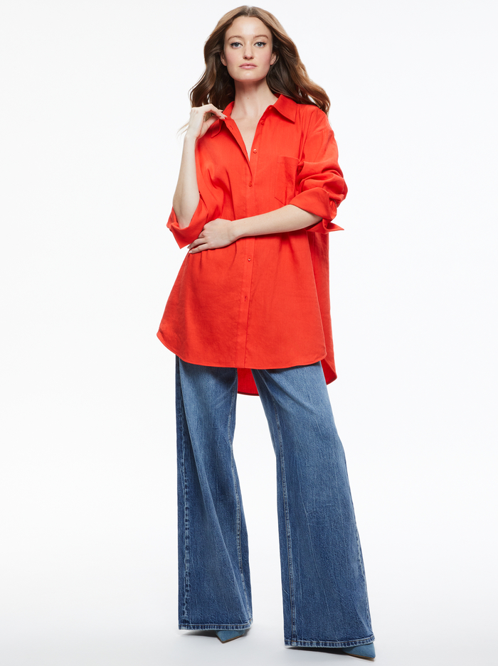 FINELY OVERSIZED LINEN BUTTON DOWN SHIRT - CHILI PEPPER image 3 - Alice And Olivia