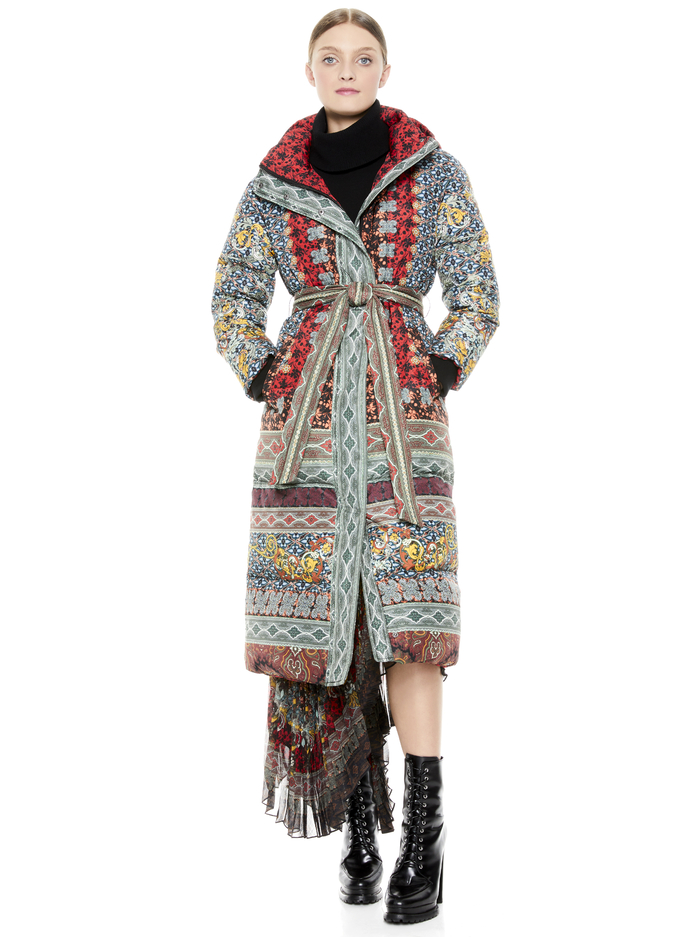 JULIAN OVERSIZED PAISLEY PUFFER - ALWAYS FOREVER MULTI image 4 - ALICE + OLIVIA