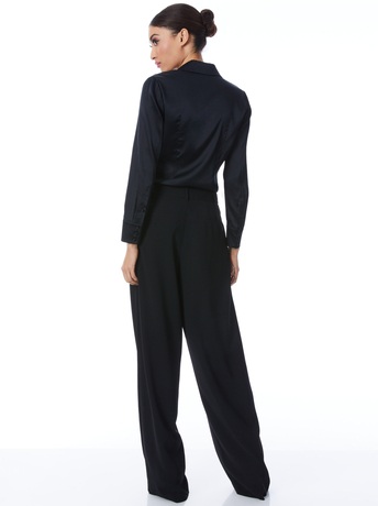 BLACK-WILLA FITTED PLACKET TOP