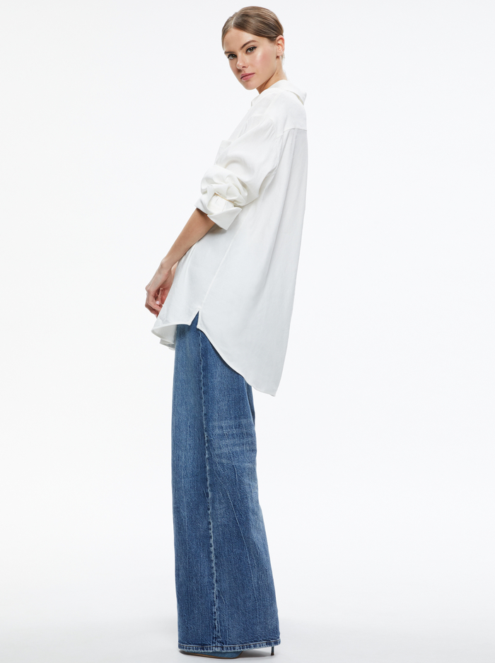 FINELY OVERSIZED LINEN BUTTON DOWN SHIRT - WHITE image 5 - Alice And Olivia