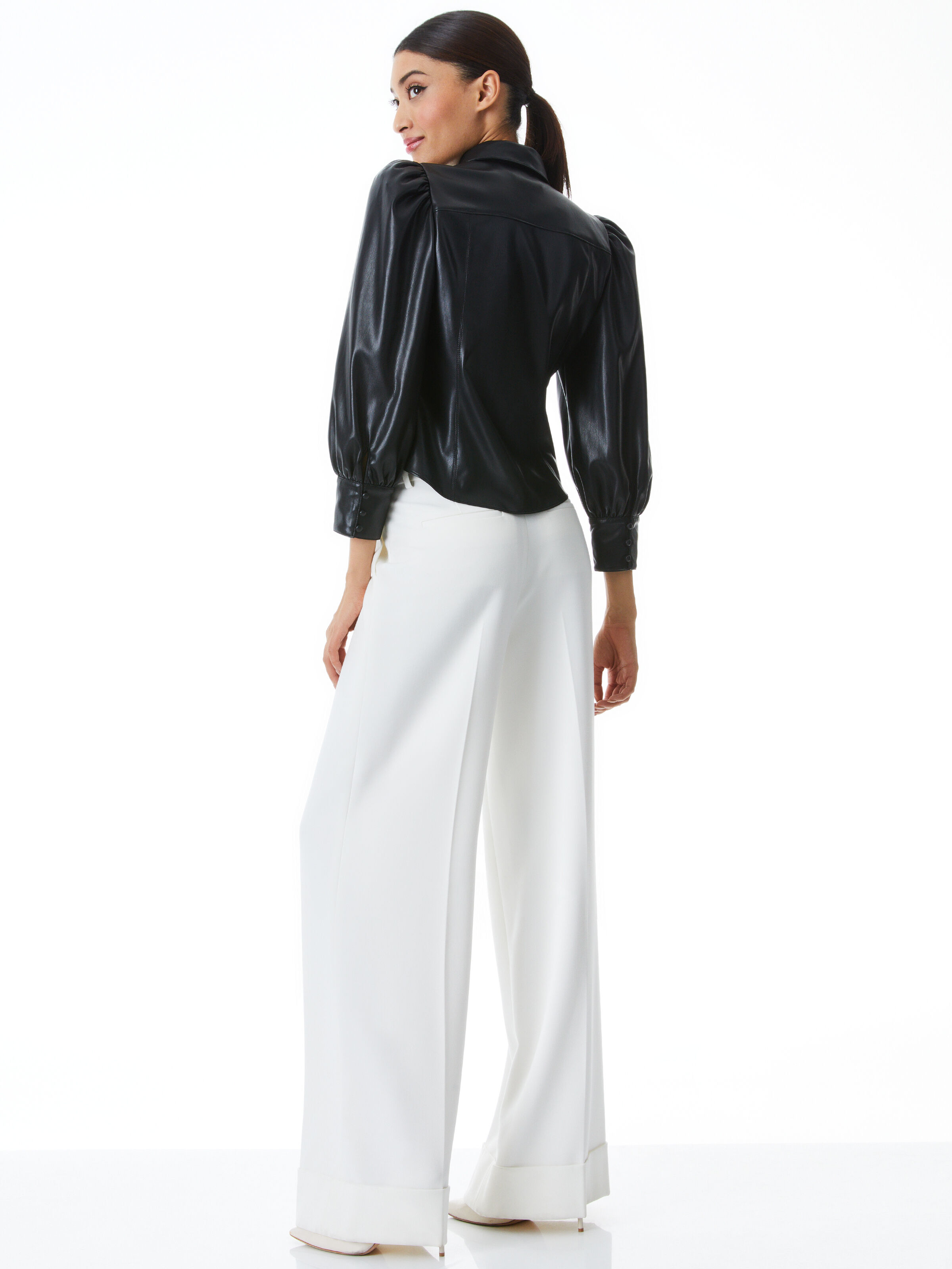 Retha Vegan Gown In Black | Alice + Olivia