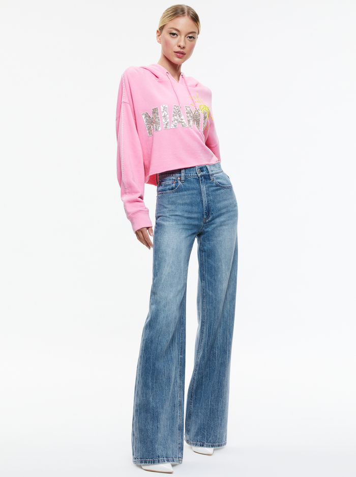 SUNNY BOXY CROPPED HOODIE - BALLET SLIPPER image 4 - Alice And Olivia