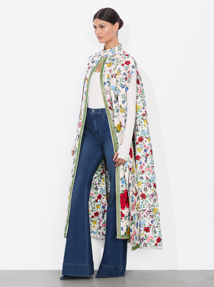 SOILA MAXI CAPE - DOLLHOUSE image 3 - Alice And Olivia